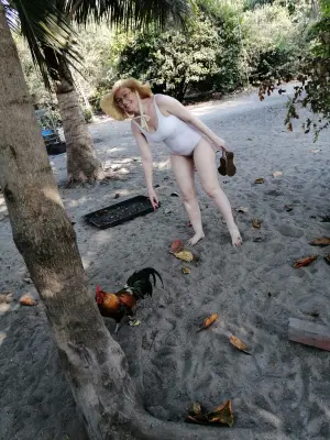 Photo by Alex